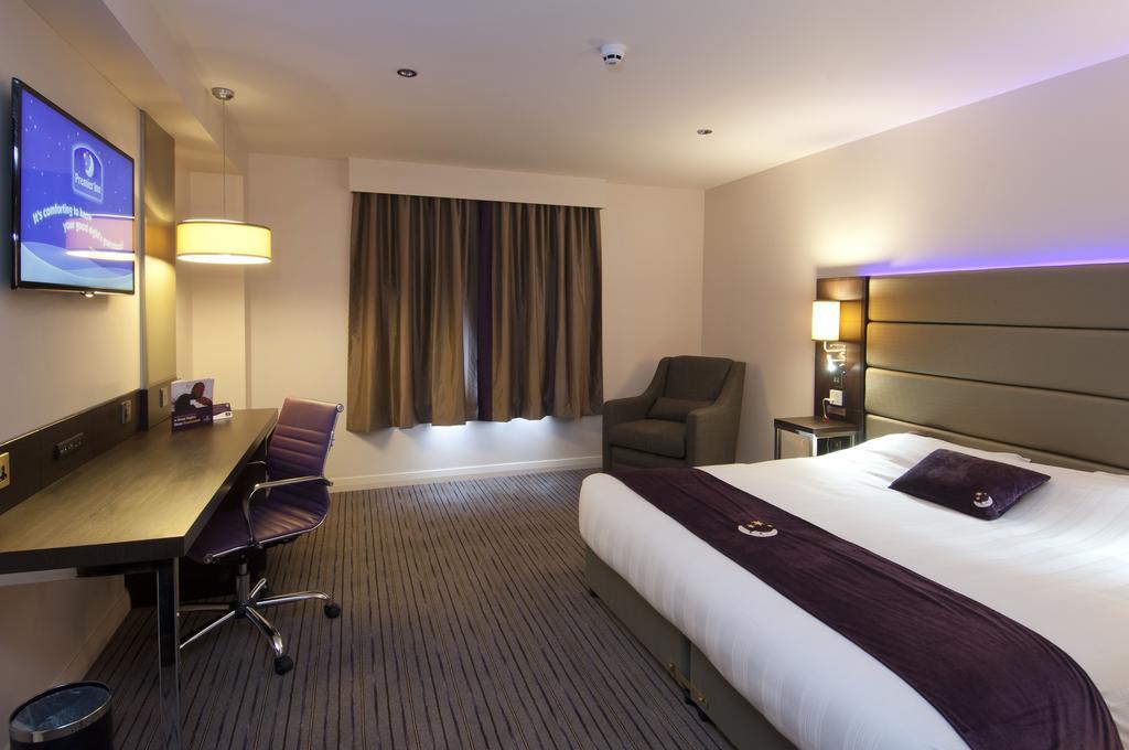 Premier Inn Lancaster Exteriör bild