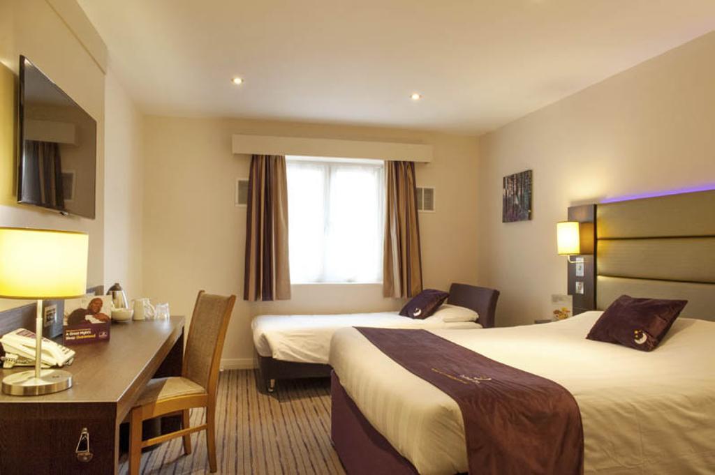 Premier Inn Lancaster Exteriör bild