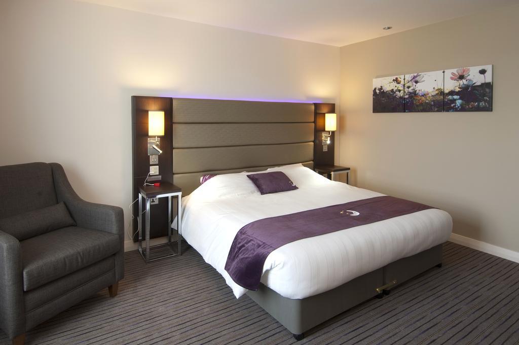 Premier Inn Lancaster Exteriör bild
