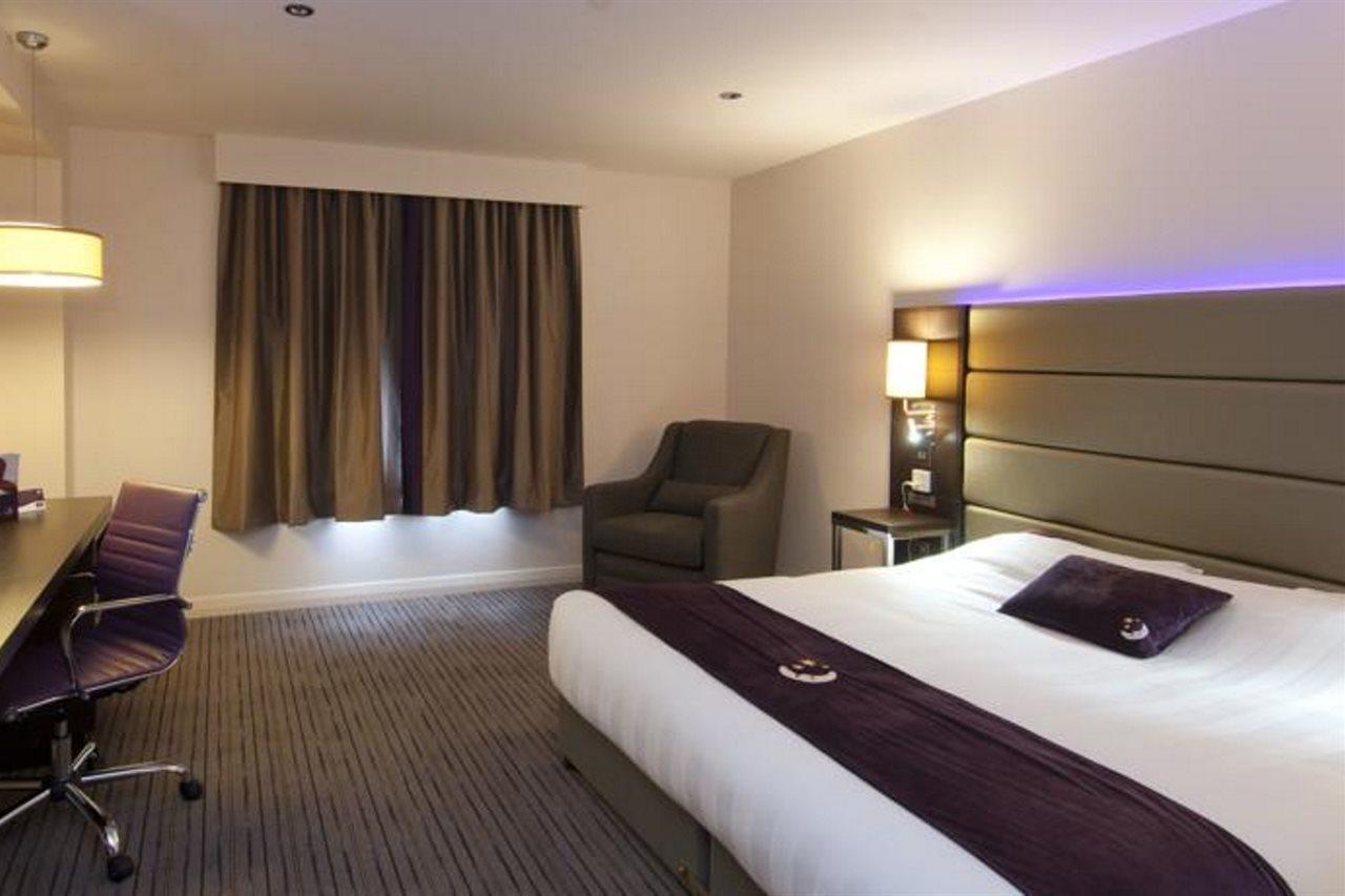 Premier Inn Lancaster Exteriör bild