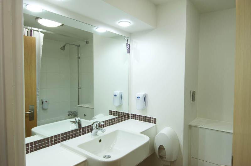 Premier Inn Lancaster Exteriör bild