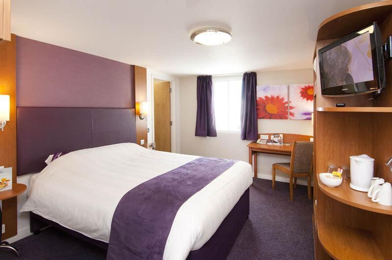 Premier Inn Lancaster Exteriör bild
