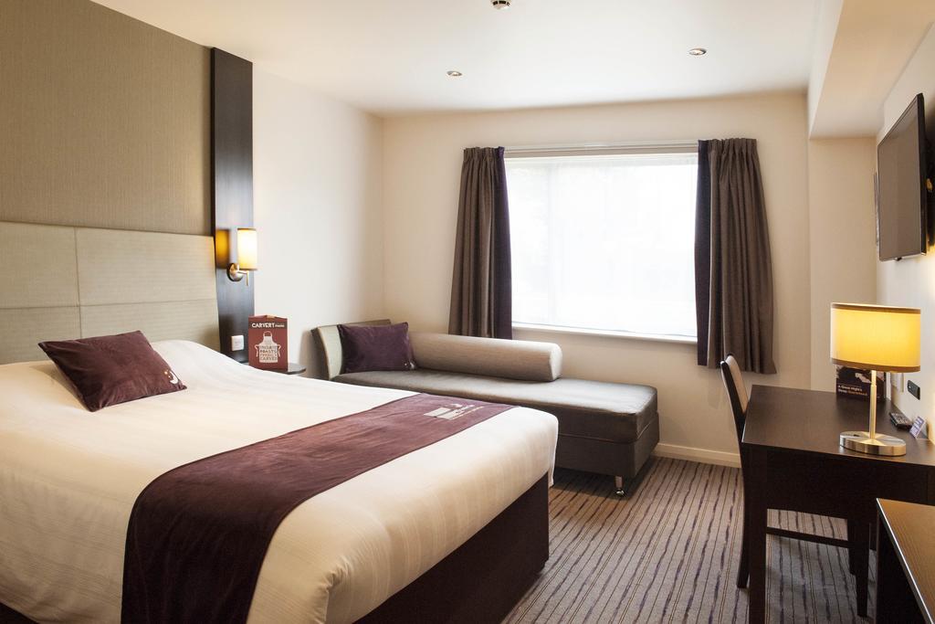 Premier Inn Lancaster Rum bild